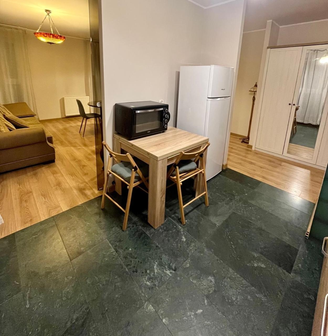 Oldtown Retro Apartment By Marina With Balcony For 6 People Gdańsk Kültér fotó